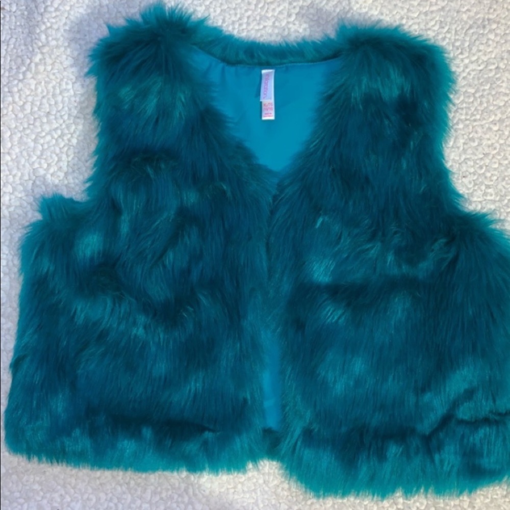 XHILARATION | Turquoise Children’s Furry Vest